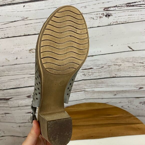 Anthropologie Sophia Milano Gray peep toe shoes Size 9 - Picture 9 of 10